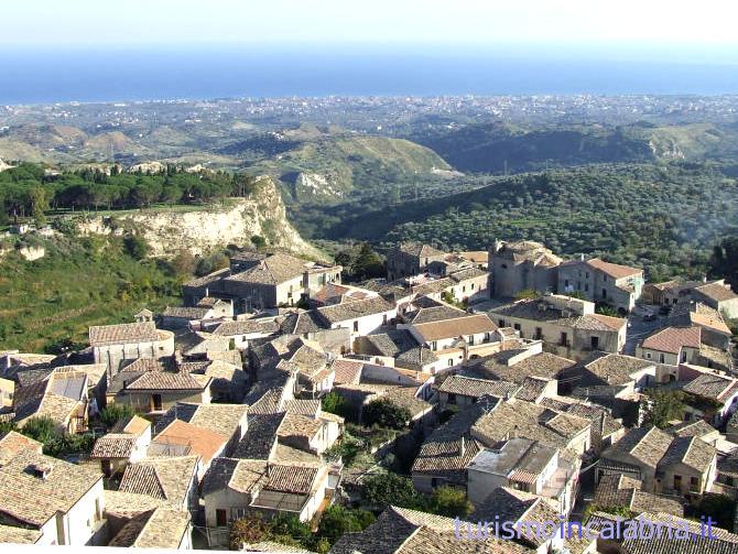 Affaccio di Gerace sul Mare