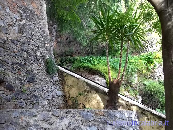 Esterno del Santuario della Grotta