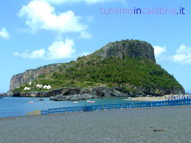 Isola di Dino dalla Spiaggia