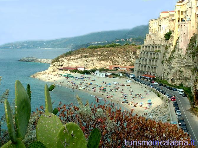 Spiaggia della Rotonda a Tropea