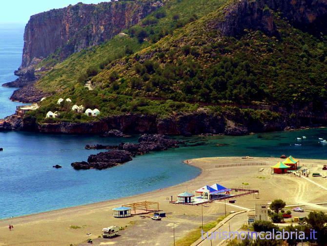 Il Mare tra la Costa e l'Isola