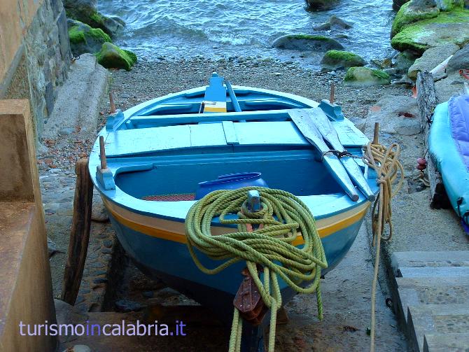 Barca a Chianalea