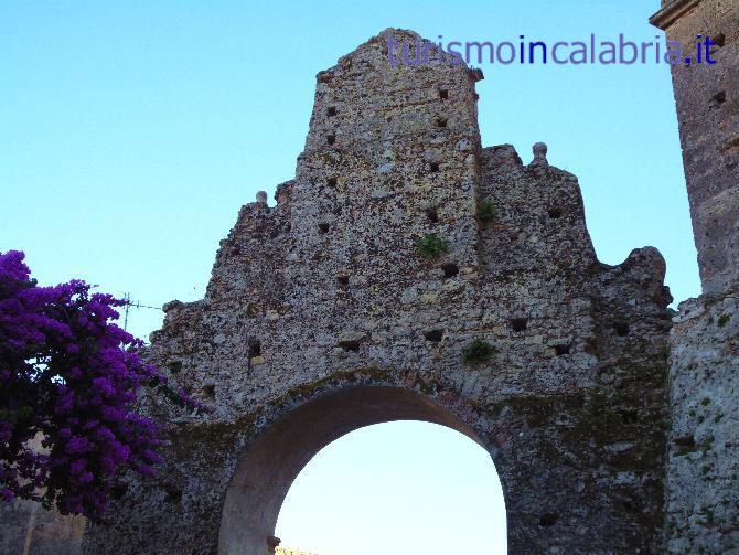 Gerace Arco dei Vescovi