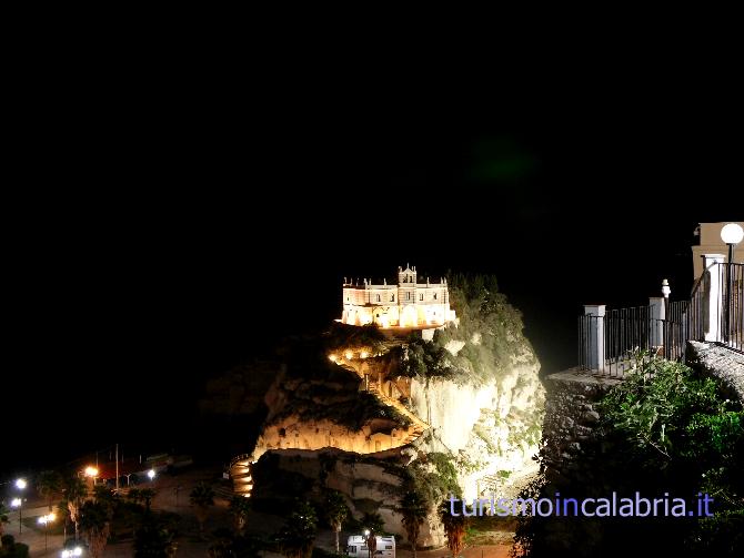 Santuario Tropea by Night